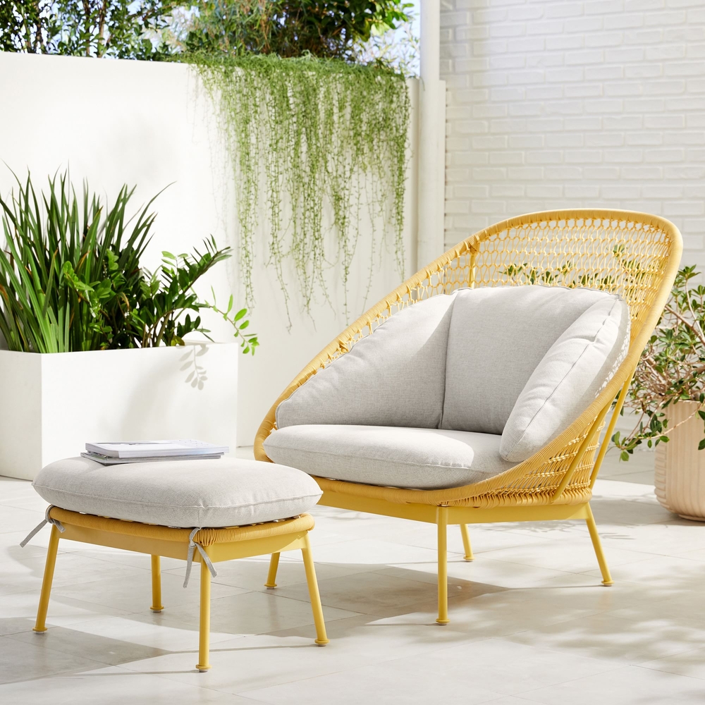 Living paradise rattan best sale chair
